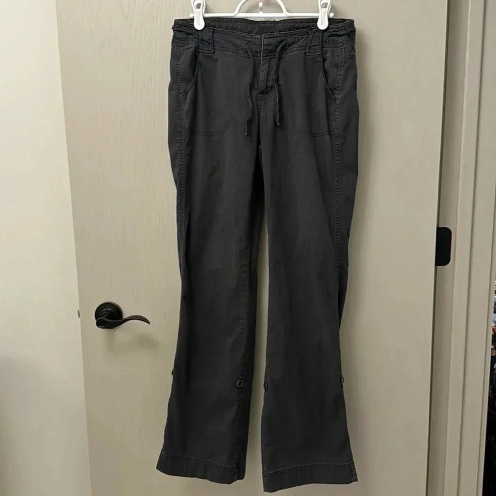 The North Face Roll Up Almatta Cargo Pants Size‎ 4 Hiking Convertible to Capris